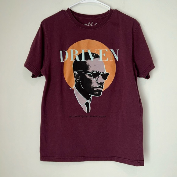 Malcolm X Civil Rights Leader Driven Medium Maroon T-shirt - Picture 1 of 2